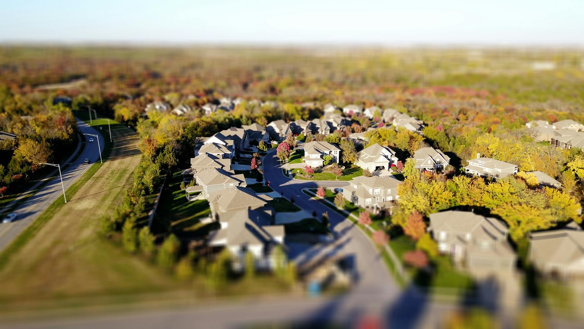 Balfour Beatty Signs 35,000 SF Lease at Victory Park Dallas